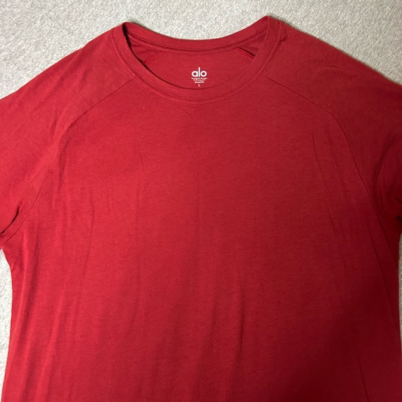 ALO Yoga Other - ALO MENS TEE
